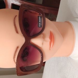 Steve Madden Logo Sunglasses